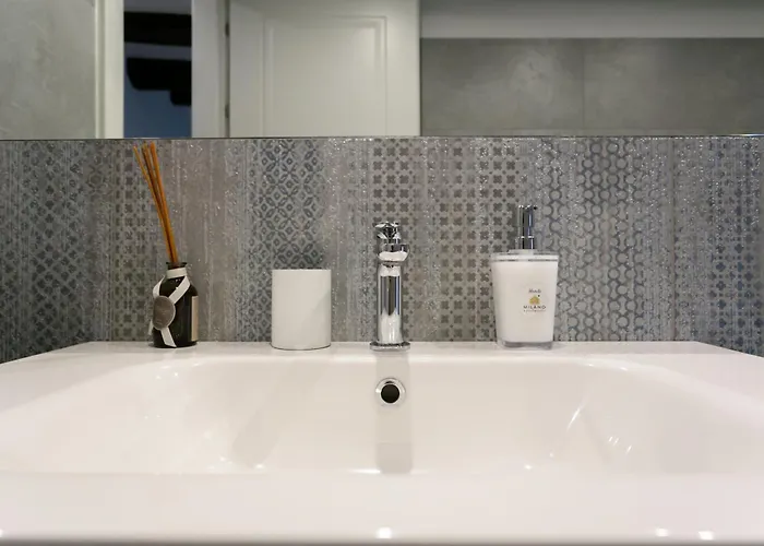 Navigli - Via Mortara 17