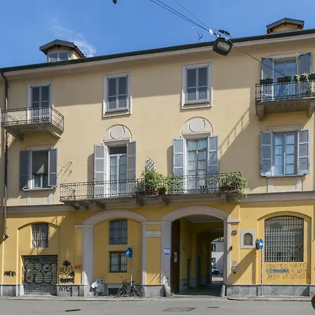 아파트 Navigli - Via Mortara 17 *